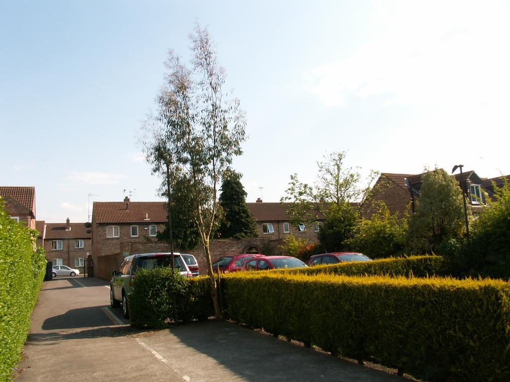 Heworth Court Hotel York Exterior foto